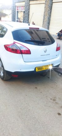 سيارات-renault-megane-3-2013-عين-الدفلى-الدفلة-الجزائر