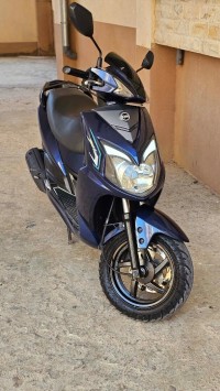 دراجات-نارية-وسكوترات-sym-jet-4-2024-بجاية-الجزائر