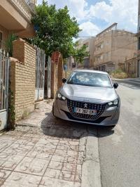 سيارات-peugeot-208-2022-allure-قالمة-الجزائر