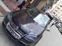 voitures-volkswagen-golf-5-2006-batna-algerie