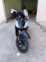 motos-et-scooters-sym-st-2024-biskra-algerie