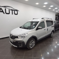 voitures-renault-kangoo-2024-stepway-constantine-algerie