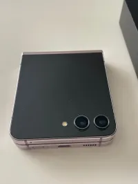 Samsung Galaxy Z Flip5