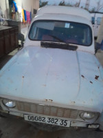 voitures-renault-4-1982-bordj-menaiel-boumerdes-algerie