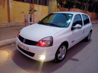 voitures-renault-clio-campus-2013-extreme-zemmoura-relizane-algerie