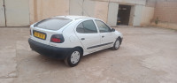 voitures-renault-megane-1-1996-ksar-boukhari-medea-algerie