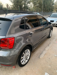 voitures-volkswagen-polo-2016-carat-blida-algerie