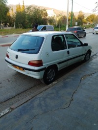 سيارات-peugeot-106-2000-الأخضرية-البويرة-الجزائر