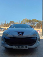 citadine-peugeot-308-2010-algerie