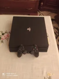 PS4 pro 1tera version 10.50 + cd FIFA 18 