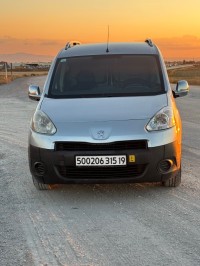 السيارات-النفعية-peugeot-b9-2015-عين-أرنات-سطيف-الجزائر