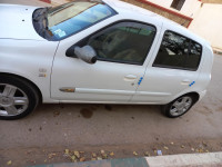 voitures-renault-clio-campus-2012-ghazaouet-tlemcen-algerie