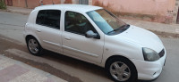 voitures-renault-clio-campus-2012-bye-mecheria-naama-algerie