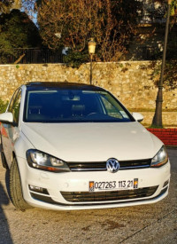 voitures-volkswagen-golf-7-2013-highline-skikda-algerie