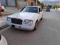سيارات-mercedes-classe-e-1996-القصر-بجاية-الجزائر