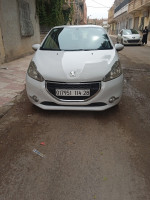 voitures-peugeot-208-2014-active-msila-algerie