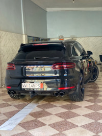 voitures-porsche-macan-2018-ain-yagout-batna-algerie