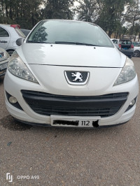 voitures-peugeot-207-2012-new-active-rouiba-alger-algerie