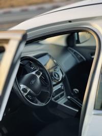 سيارات-ford-focus-4-portes-2014-خنشلة-الجزائر