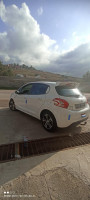 voitures-peugeot-208-2015-active-facelift-skikda-algerie