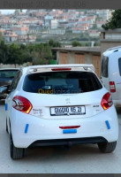 voitures-peugeot-208-2015-active-skikda-algerie