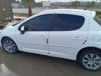 voitures-peugeot-207-2011-active-ferdjioua-mila-algerie