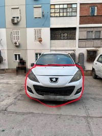 سيارات-peugeot-207-2012-قسنطينة-الجزائر