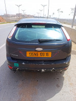 berline-ford-focus-5-portes-2009-algerie