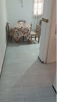 شقة-بيع-3-غرف-وهران-عين-الترك-الجزائر