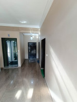 appartement-location-f4-oran-algerie