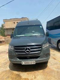 حافلة-mercedes-2021-بودواو-بومرداس-الجزائر
