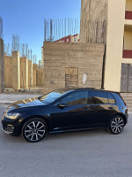 voitures-volkswagen-golf-7-2017-carat-relizane-algerie