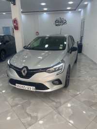 voitures-renault-clio-5-2023-equilibre-ghazaouet-tlemcen-algerie