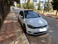 voitures-volkswagen-golf-75-2017-confortline-boumerdes-algerie