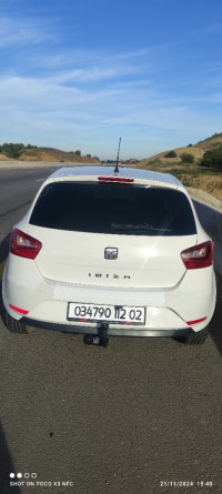 voitures-seat-ibiza-2012-fully-talassa-chlef-algerie