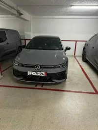 Volkswagen Golf 8 2025 R Black Edition 