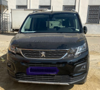 automobiles-peugeot-rifter-2023-مجمولة-dar-el-beida-alger-algerie