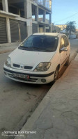 voitures-renault-scenic-2002-algerie