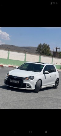 سيارات-volkswagen-golf-6-2013-caractare-أم-البواقي-الجزائر