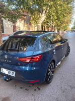 moyenne-berline-seat-leon-2014-ouled-mimoun-tlemcen-algerie