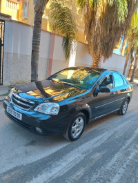 voitures-chevrolet-optra-5-portes-2010-blida-algerie