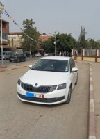 voitures-skoda-octavia-2017-aumbition-boughezoul-medea-algerie