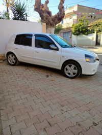 voitures-renault-clio-campus-2014-attatba-tipaza-algerie