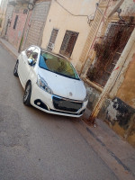 voitures-peugeot-208-2020-allure-sidi-bel-abbes-algerie