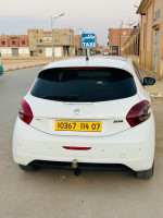 voitures-peugeot-208-2014-biskra-algerie