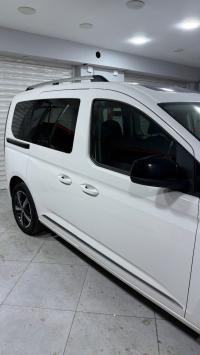 Volkswagen Caddy 2022 thumbnail 3