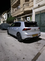 automobiles-volkswagen-golf-8-2022-constantine-algerie