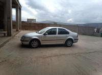 voitures-volkswagen-bora-2002-dellys-boumerdes-algerie