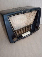 antiquites-collections-petit-poste-radio-tsf-vintage-novak-pontiac-551-de-1956-en-bakelite-staoueli-alger-algerie