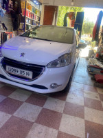 voitures-peugeot-208-2015-tiaret-algerie